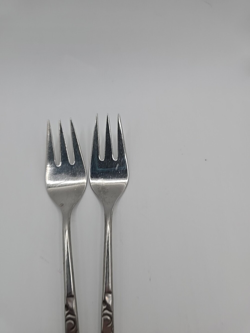 1847 Rogers Bros NAVAHO Set Of 2 Salad Fork International Stainless Navajo 1960